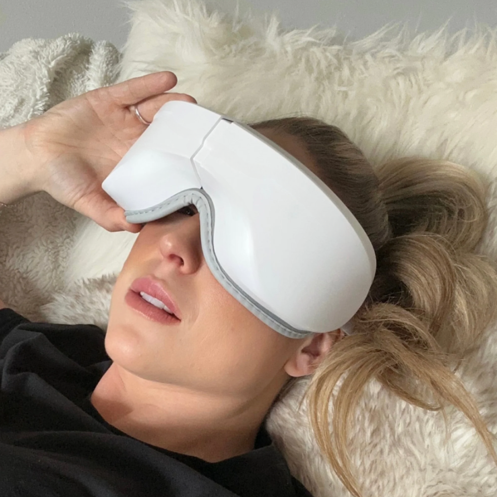 AuraÉssence - Eye Heated Massager (50% OFF)